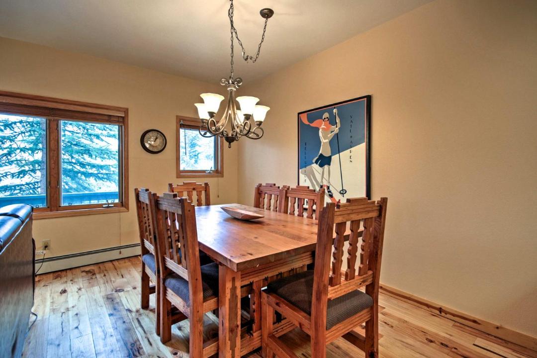 Photo of Livingroom in Four O'Clock