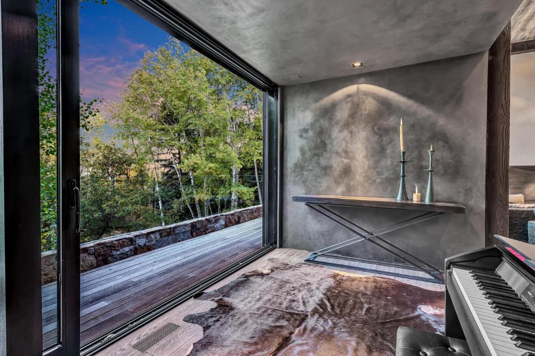 Photo of Patio Balcony in Red Mountain