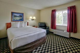 Photo of Bedroom in Northeast Colorado Springs