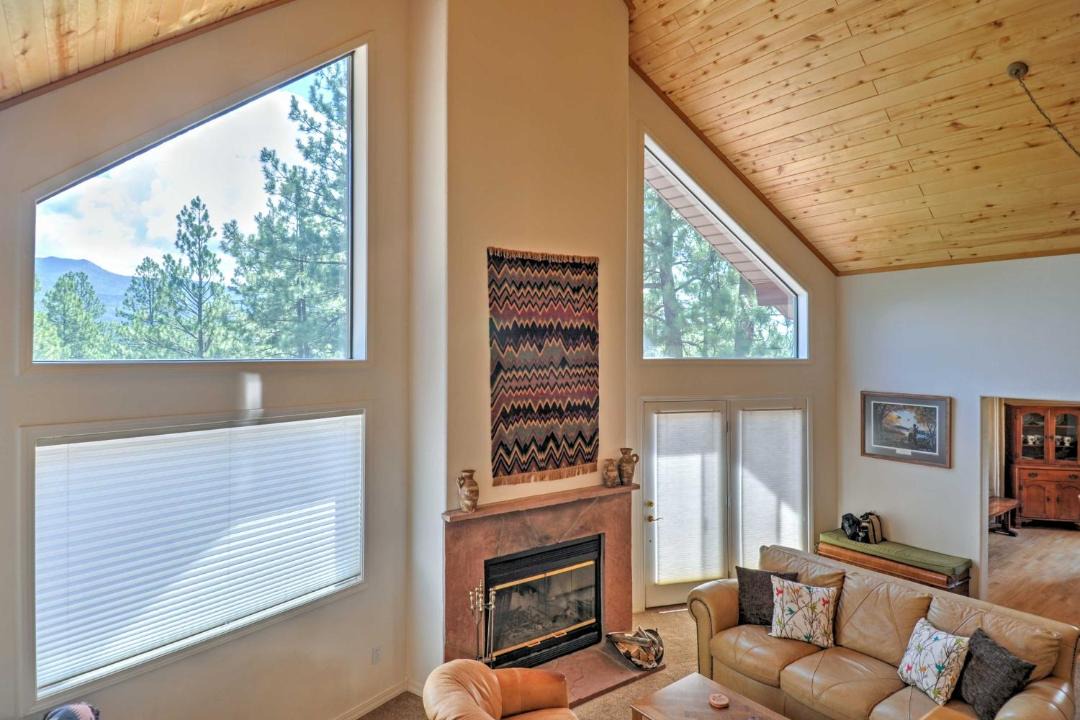 Photo of Livingroom in San Juan River Village