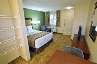 Photo of Bedroom in Lakewood
