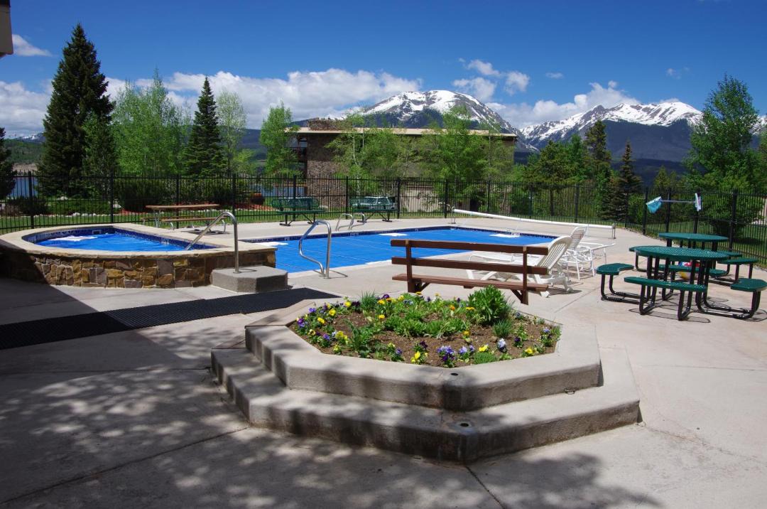 Photo of Others in Dillon