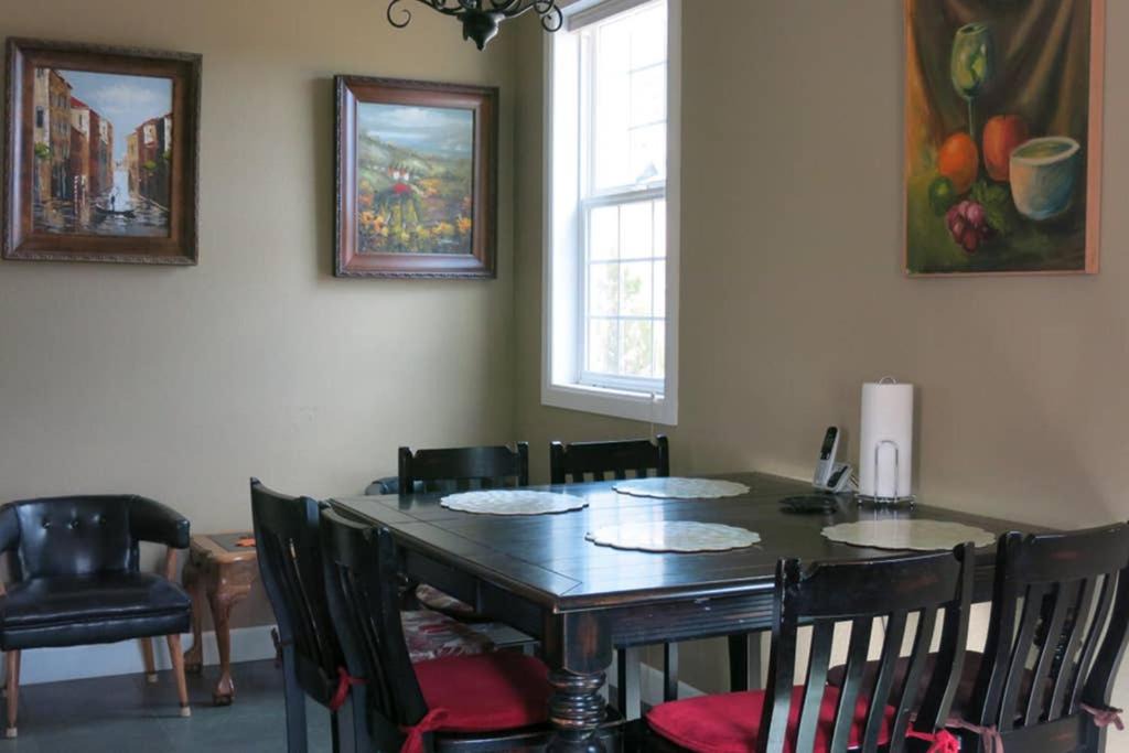 Photo of Livingroom in Sedalia