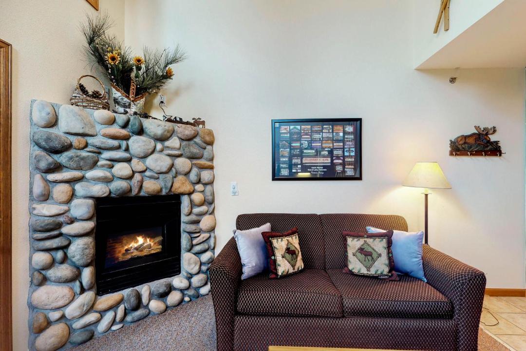 Photo of Livingroom in Grand Lake