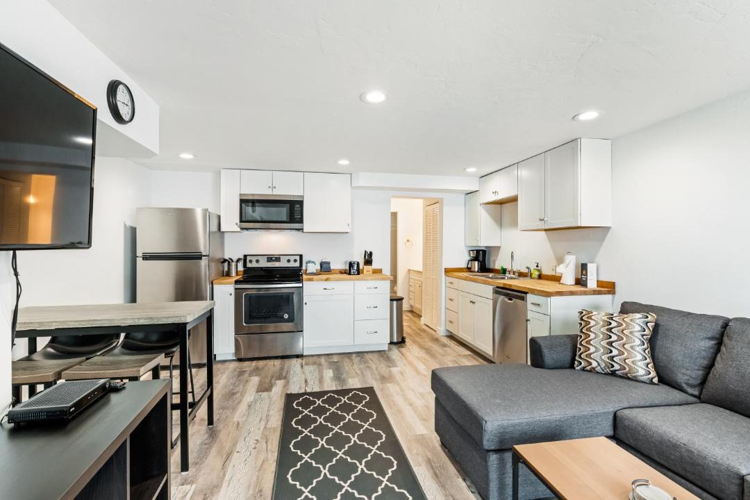 Photo of Livingroom in Dillon