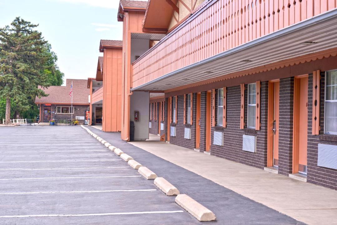 Photo of Others in Manitou Springs Historic District