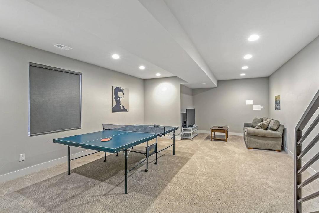 Photo of Livingroom in University