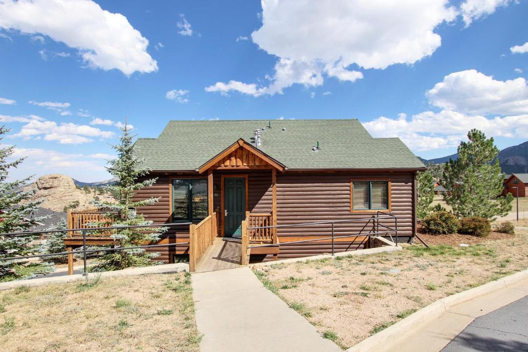 Photo of Buildings in Estes Park