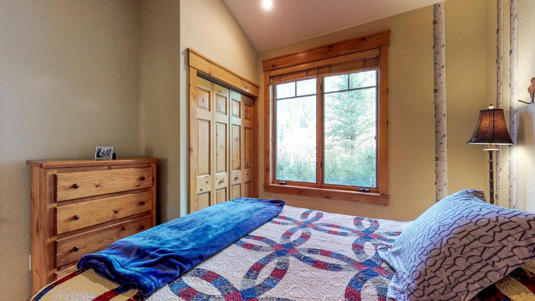 Photo of Bedroom in Keystone