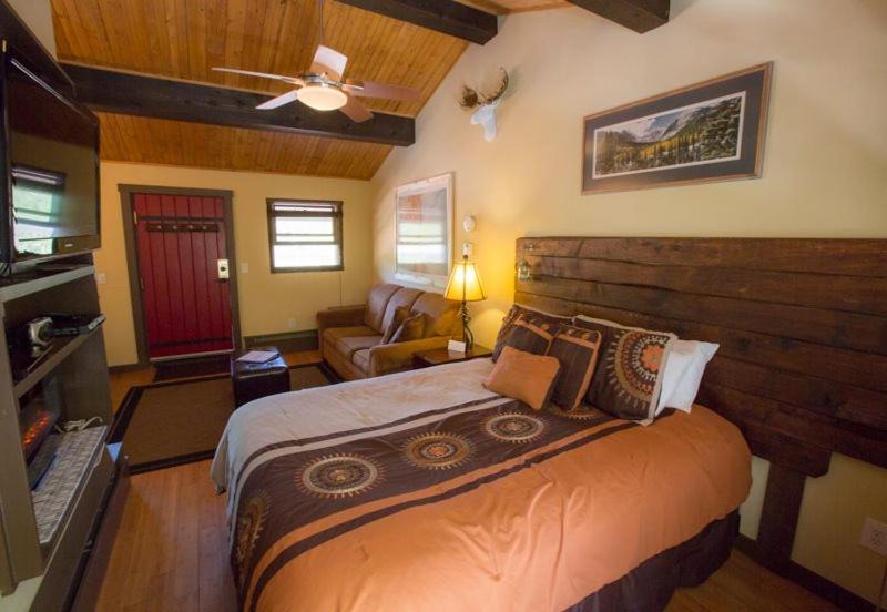 Photo of Bedroom in Glenwood Springs