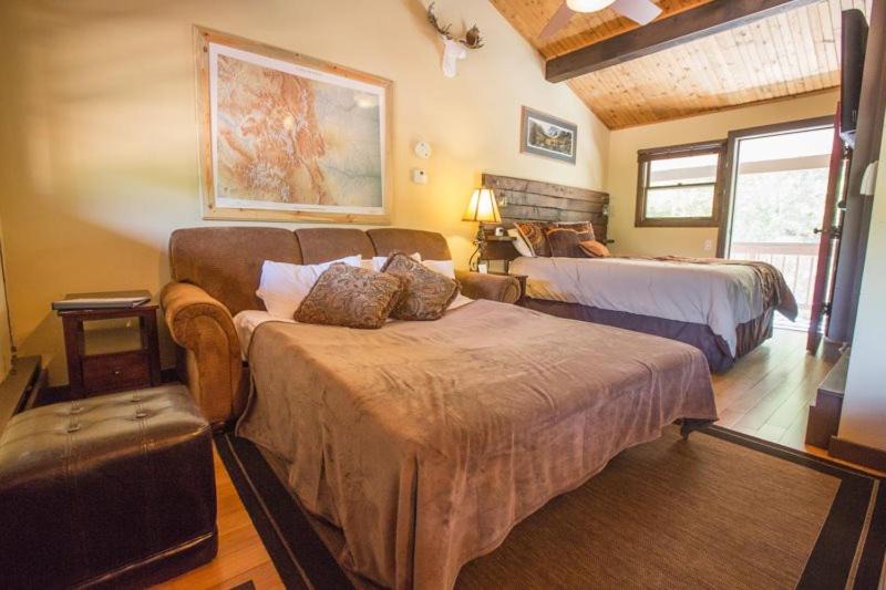 Photo of Bedroom in Glenwood Springs