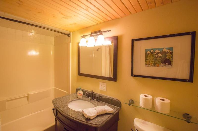 Photo of Bathroom in Glenwood Springs