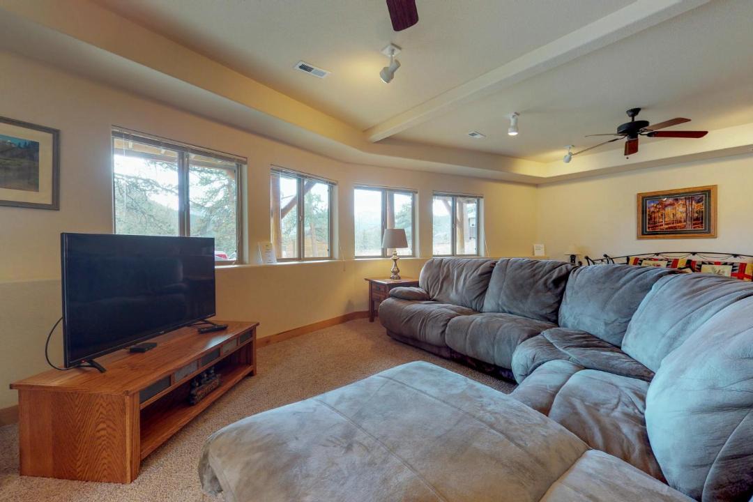 Photo of Livingroom in Estes Park