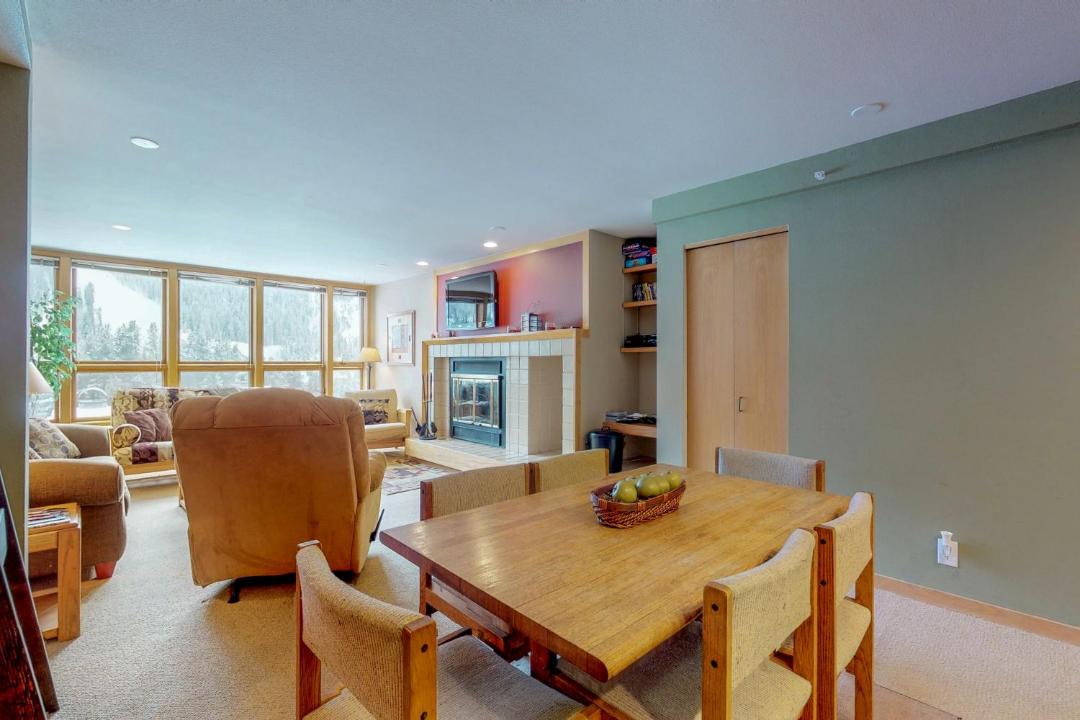 Photo of Livingroom in Mountain House