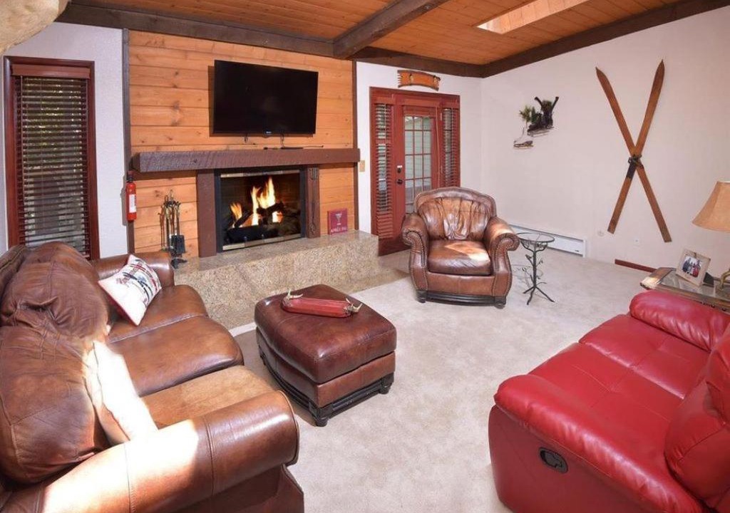Photo of Livingroom in Intermountain