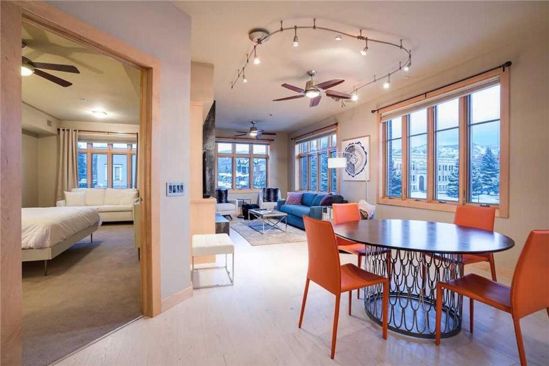 Photo of Livingroom in Downtown Steamboat Springs