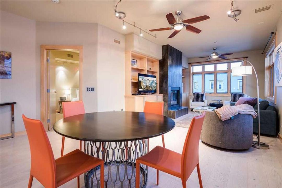 Photo of Livingroom in Downtown Steamboat Springs