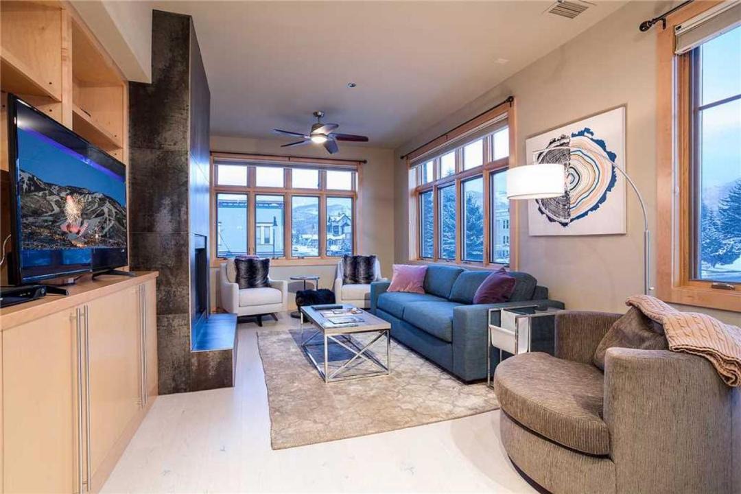 Photo of Livingroom in Downtown Steamboat Springs