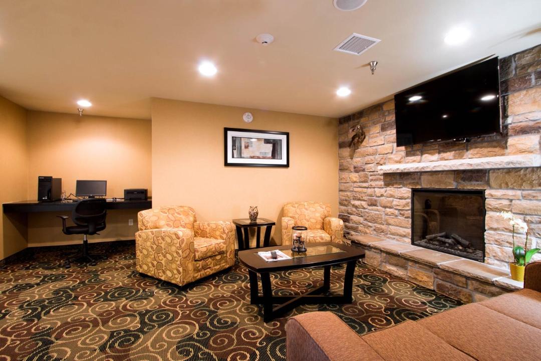 Photo of Livingroom in Eads