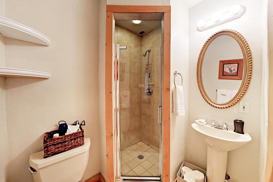 Photo of Bathroom in Highland Meadows
