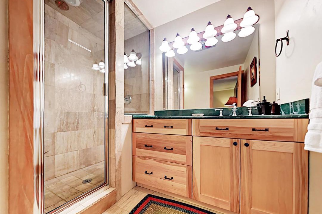 Photo of Kitchen in Highland Meadows