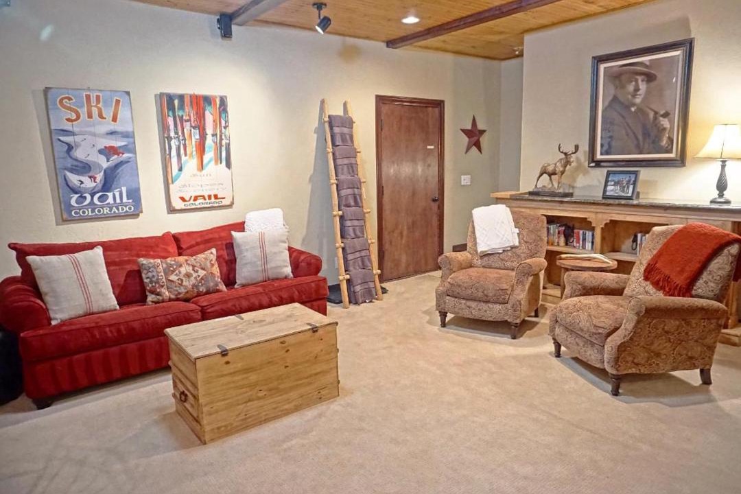 Photo of Livingroom in Highland Meadows