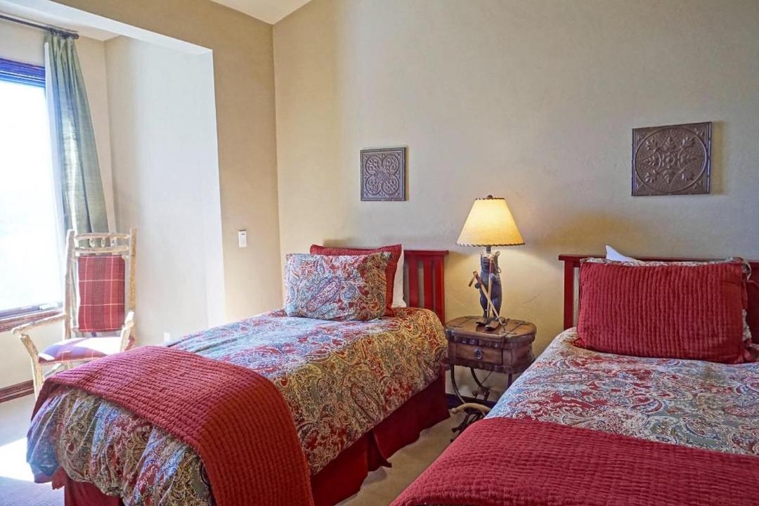 Photo of Bedroom in Highland Meadows