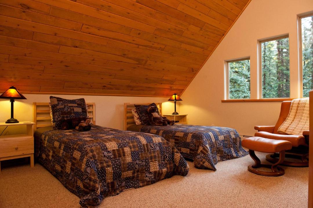Photo of Bedroom in Columbine Lake