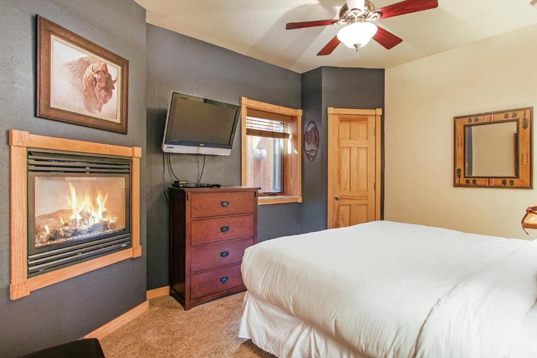 Photo of Bedroom in Estes Park