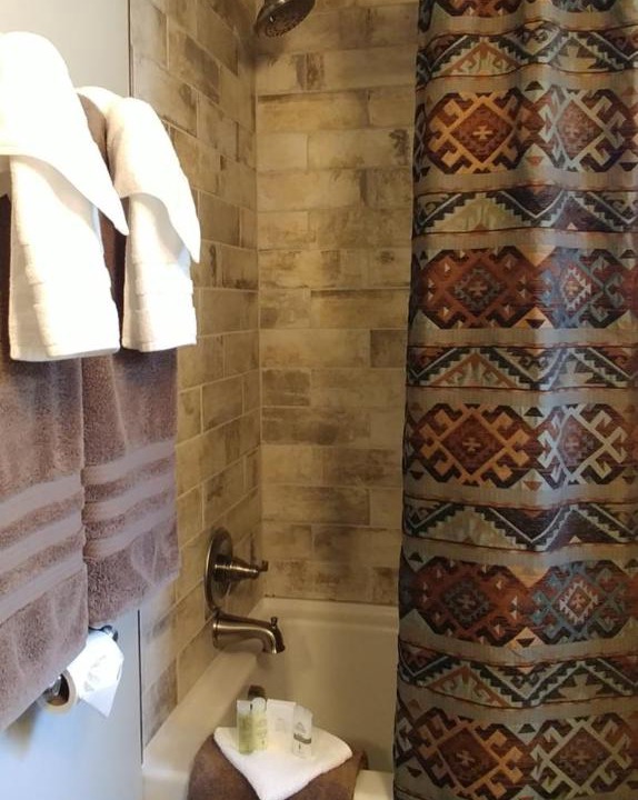 Photo of Bathroom in Cascade