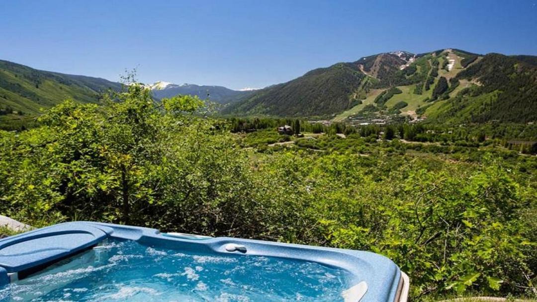 Photo of Outdoor in Red Mountain