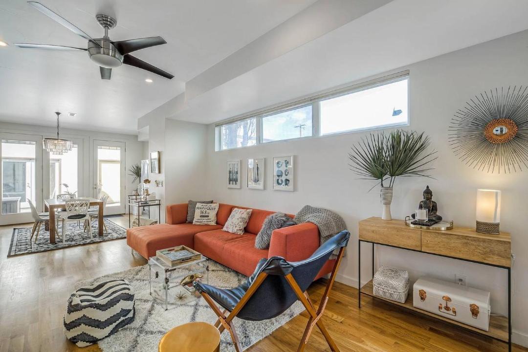 Photo of Livingroom in Berkeley