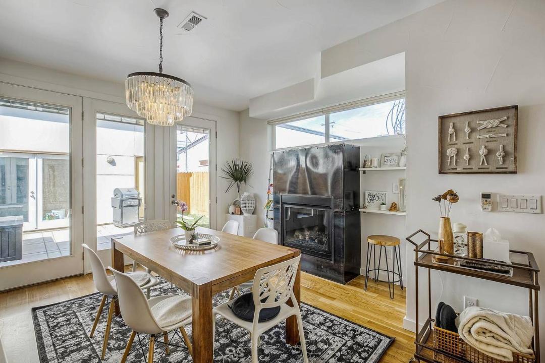 Photo of Livingroom in Berkeley