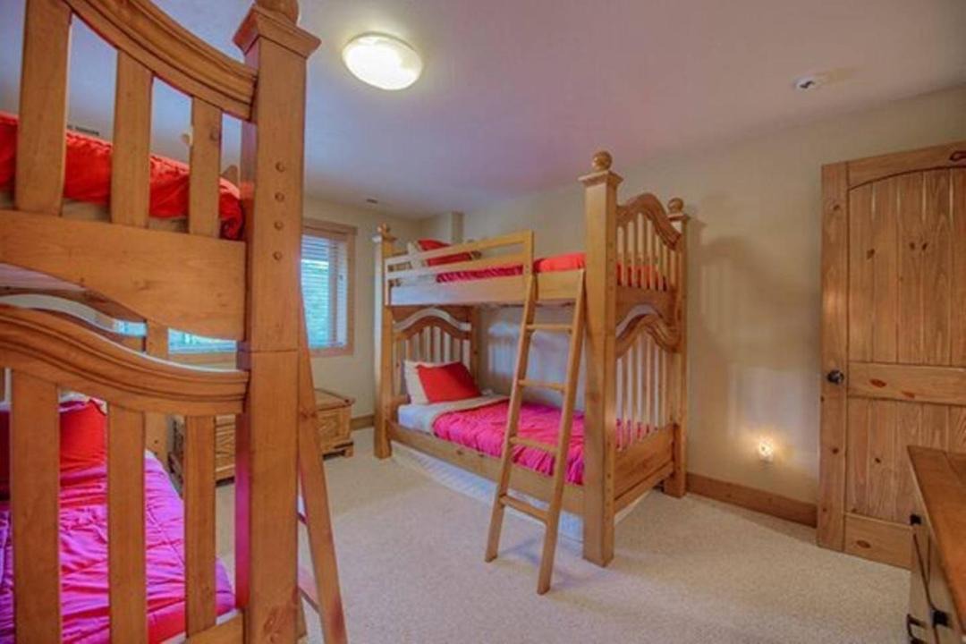 Photo of Livingroom in Vista Point