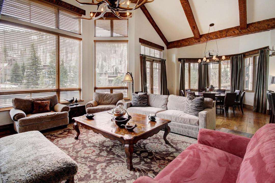 Photo of Livingroom in Gore Creek Place