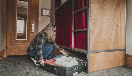 Single bed in 16 bed co-ed dorm