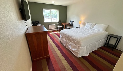 Deluxe Room, 1 Queen Bed, Mountain View