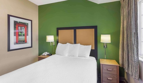 Suite, 1 Queen Bed with Sofa bed, Non Smoking