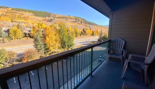 Three-Bedroom Apartment with Balcony
