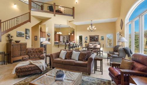 Four-Bedroom Vacation Home