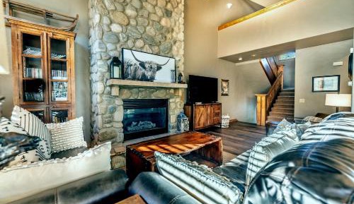 Three-Bedroom Townhouse