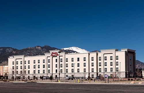 Southwest Colorado Springs Hotel | Hampton Inn & Suites Colorado Springs/I-25 South