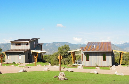 Canon City Hotel | Royal Gorge Cabins