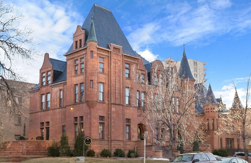 Capitol Hill Hotel | Patterson Inn