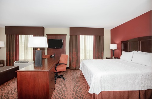 Lone Tree Hotel | Hampton Inn and Suites Denver/South-RidgeGate