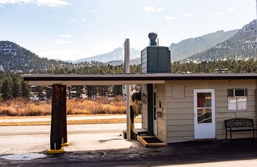 Estes Park Hotel | Alpine Trail Ridge Inn