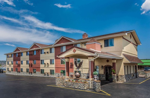 Castle Rock Hotel | OYO Hotel Castle Rock CO Downtown