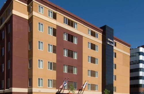 Uptown Hotel | Hampton Inn & Suites Denver-Downtown