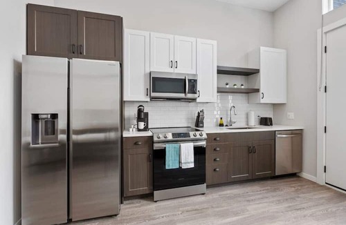 Baker Apartment | Steps From Denver Health!