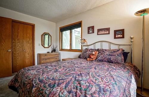 Innsbruck Val Moritz House | Hot Tub, Suana, Spectacular views and 3 minutes from Granby Ski Ranch Lift!